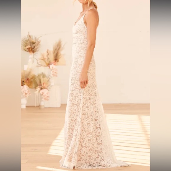 Full of Hope White Lace Sleeveless Mermaid Maxi Dress - Picture 3 of 16